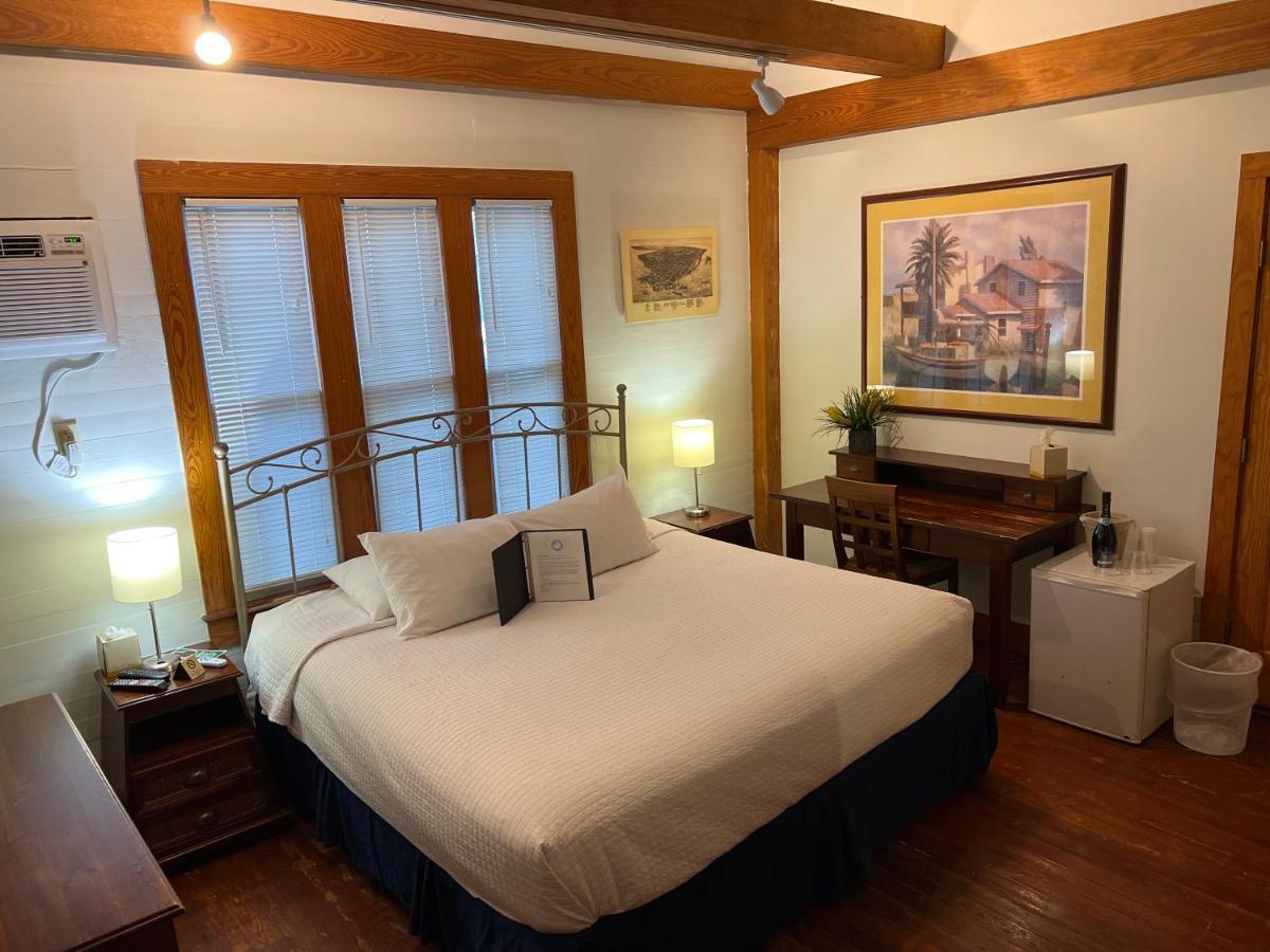 The Garden House Hotel คีย์เวสต์ ภายนอก รูปภาพ